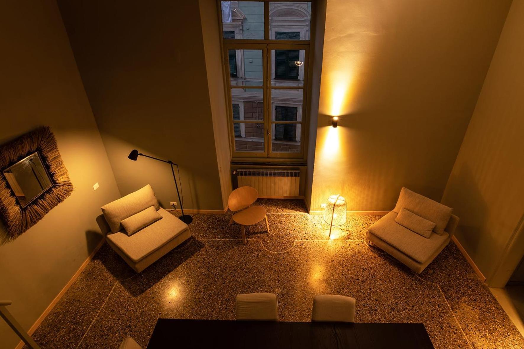 Apartment Embriaci Charme Design Centro Storico Porto Antico Acquario Genoa