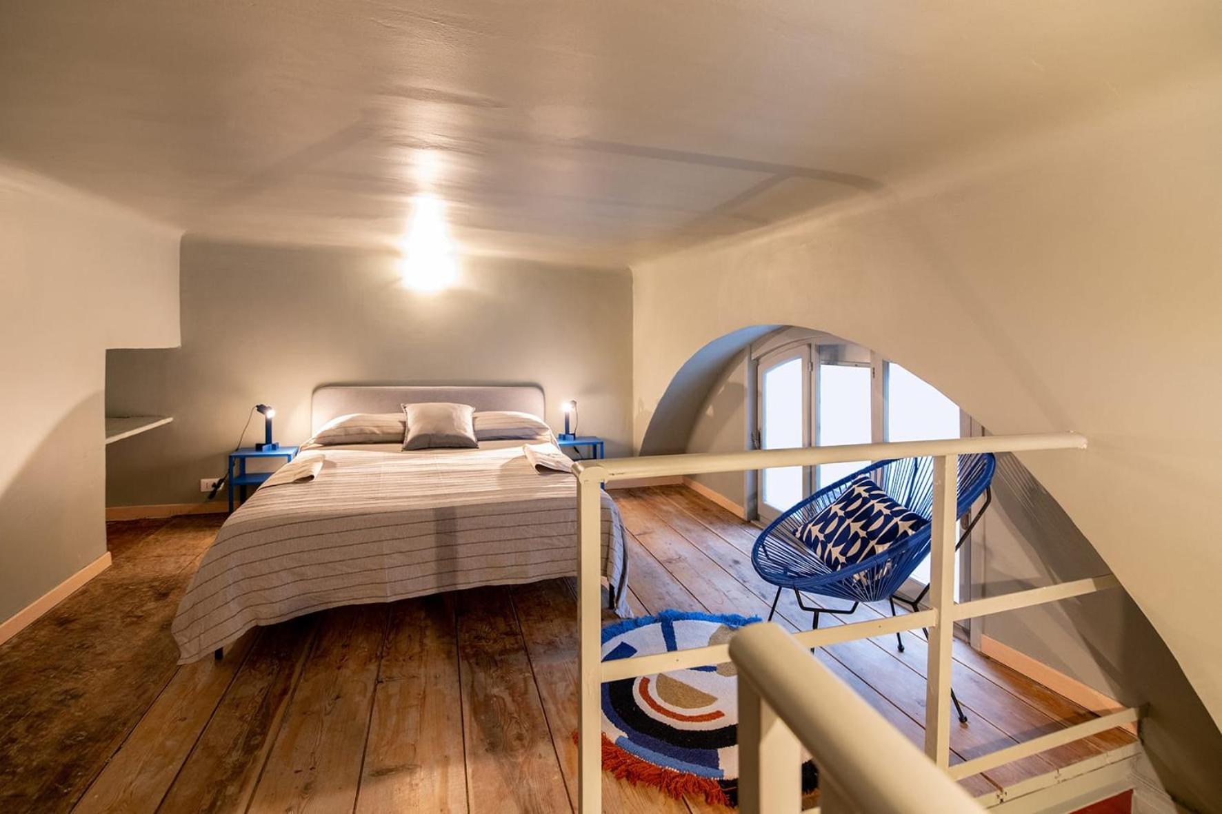 Apartment Embriaci Charme Design Centro Storico Porto Antico Acquario Genoa